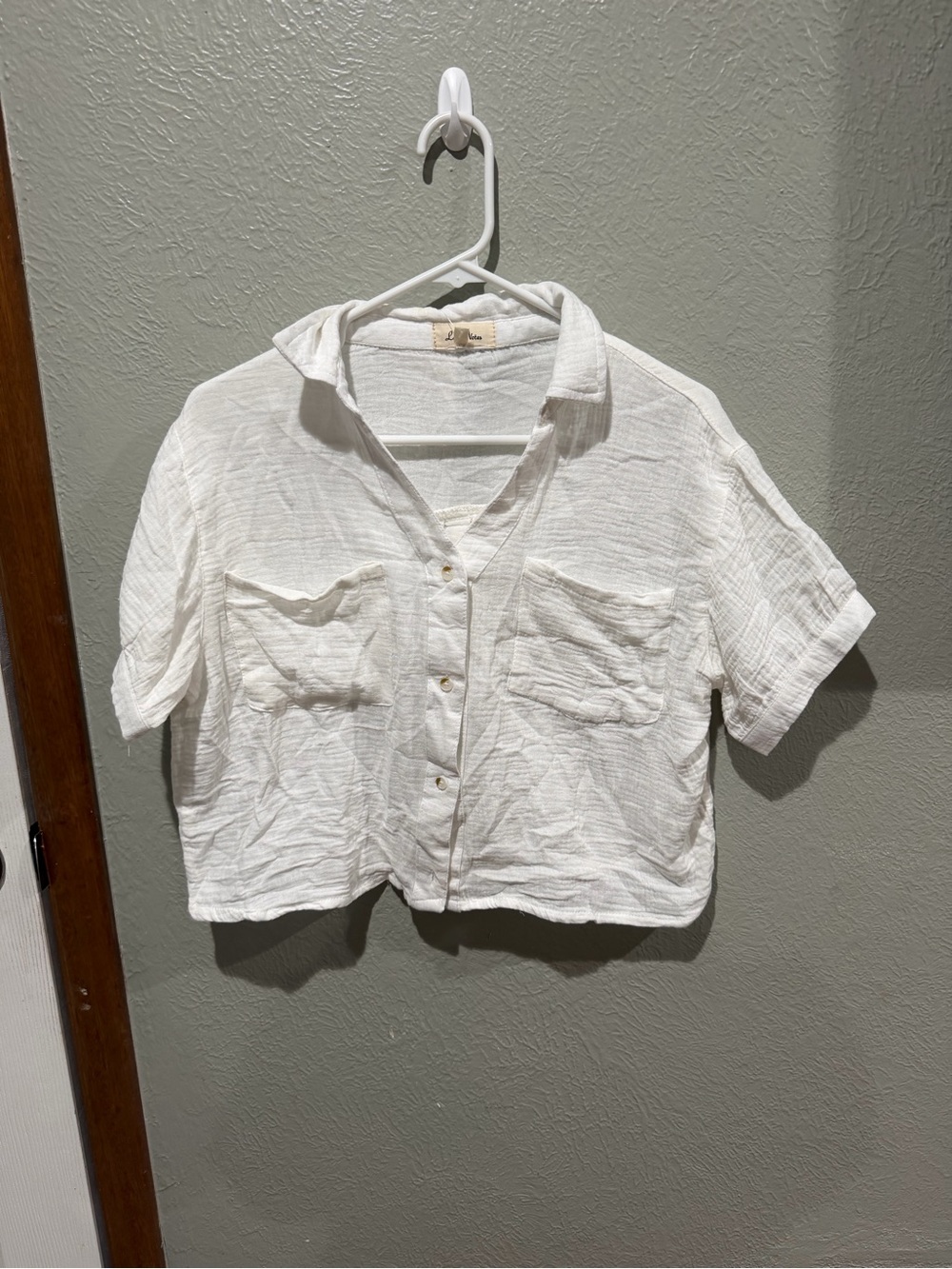 Love Notes White Short-Sleeve Button-Down Shirt